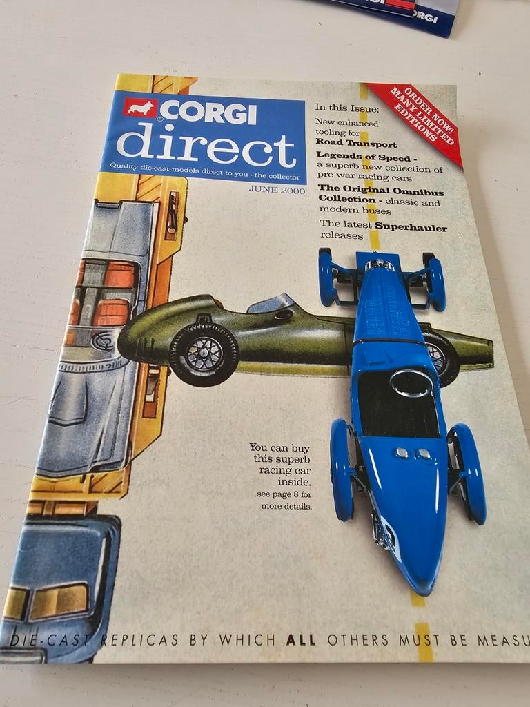 Catalogue Corgi Direct de juin 2000 avec des modèles réduits, Enlèvement ou Envoi