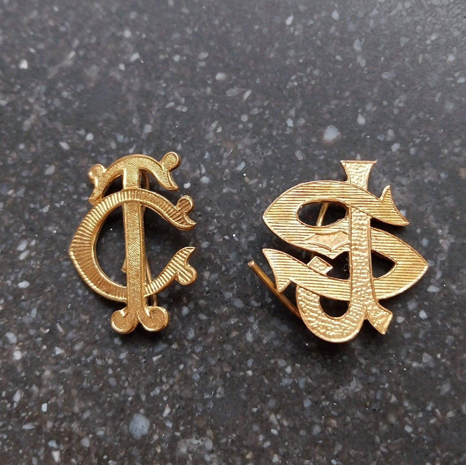 2 badges belges ABBL 1940 ww2, Enlèvement ou Envoi