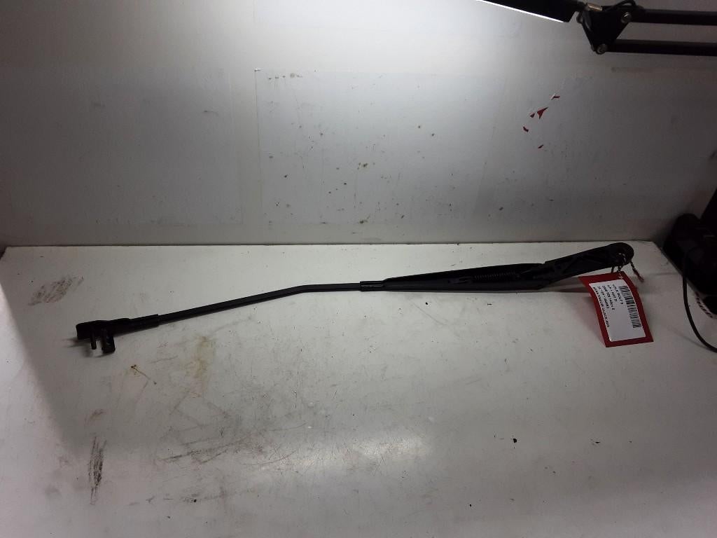 RUITENWISSERARM LINKS VOOR Volkswagen Golf V 4Motion (1K1), Gebruikt, Volkswagen, Mevr. I. Hauben, Rue de l'Espoir 34 34
4030  GRIVEGNÉE, BE