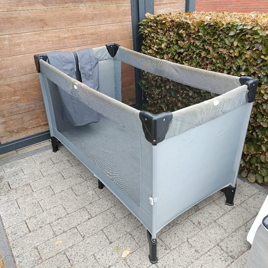 Reisbedje, Kinderen en Baby's, Kinderkamer | Bedden, Ophalen, Gebruikt, Minder dan 140 cm, Minder dan 70 cm