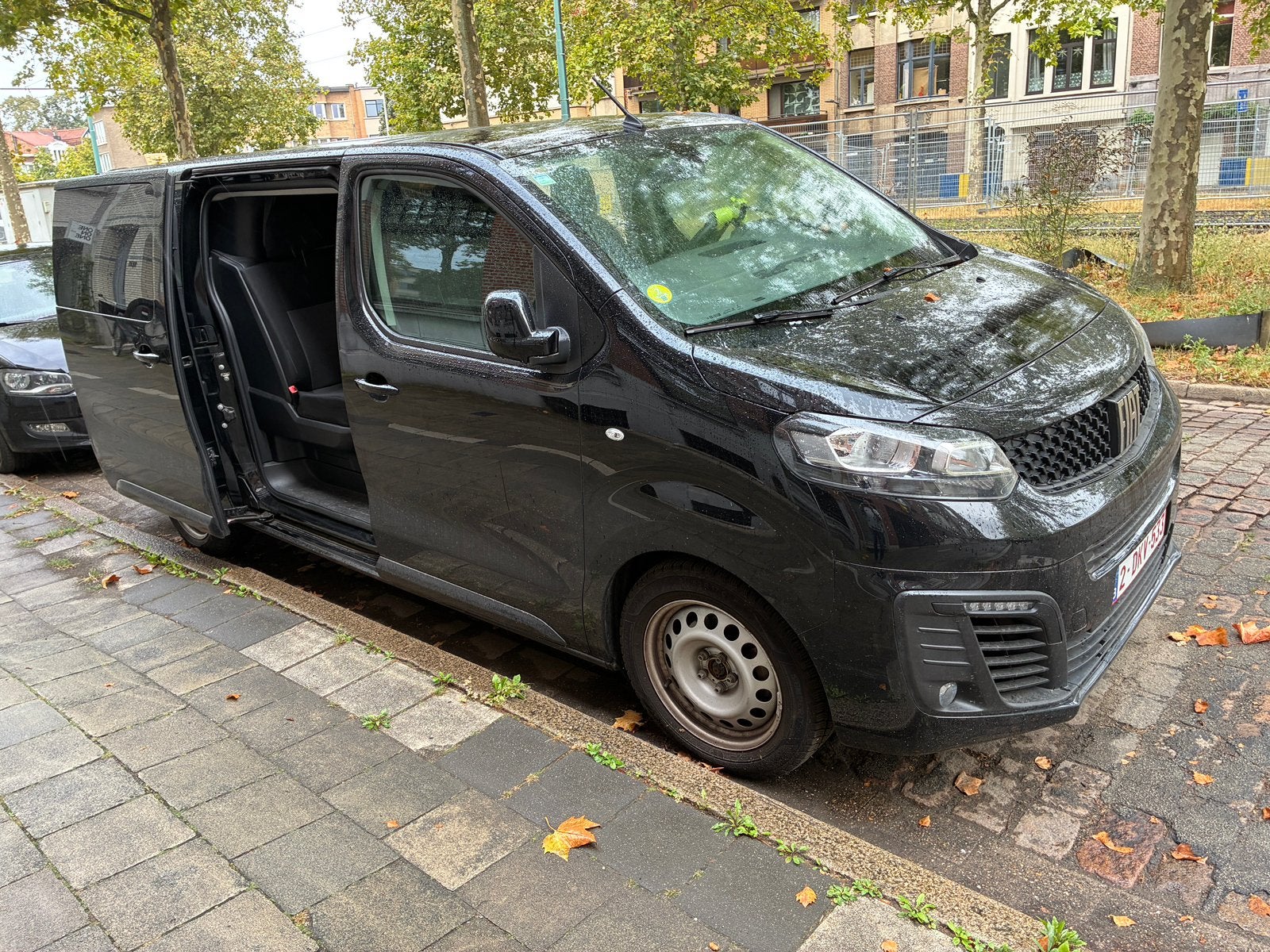 Fiat scudo L3 Crewcab lichte vracht, Auto's, Voorwielaandrijving, Stof, Euro 6, Zwart