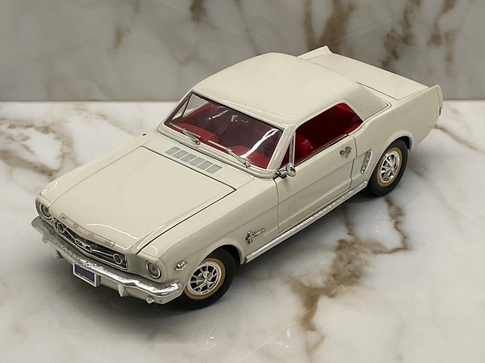 Mira Ford Mustang - 1964 - 1:18, Ophalen of Verzenden, Zo goed als nieuw, Auto