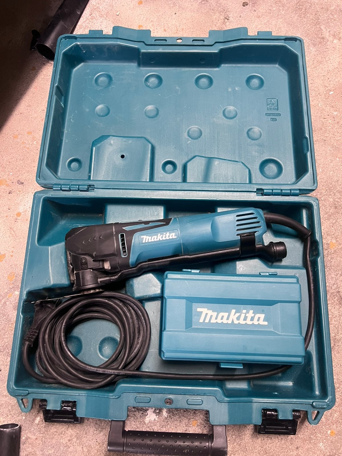 Makita TM3010C Outil multifonction, Bricolage & Construction, Enlèvement, Comme neuf