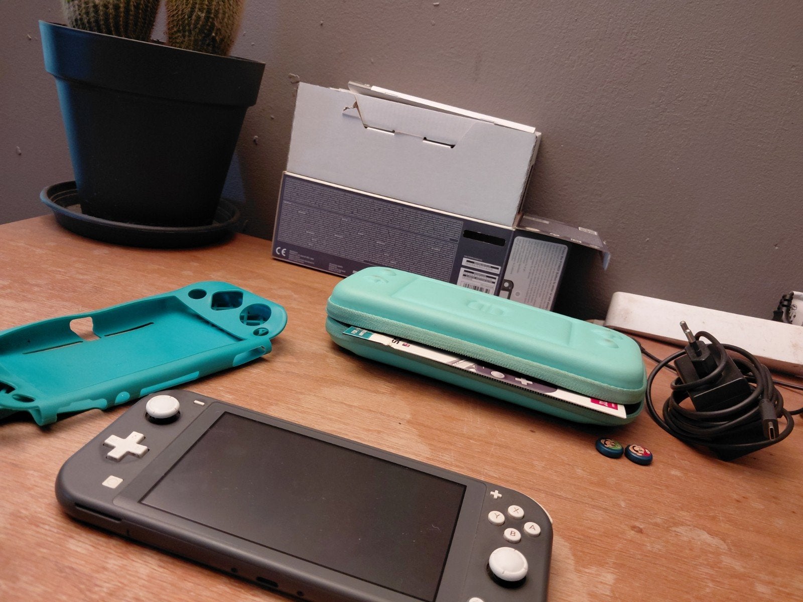 nitendo switch licht 80 euro, Games en Spelcomputers, Spelcomputers | Nintendo Switch Lite, Ophalen
