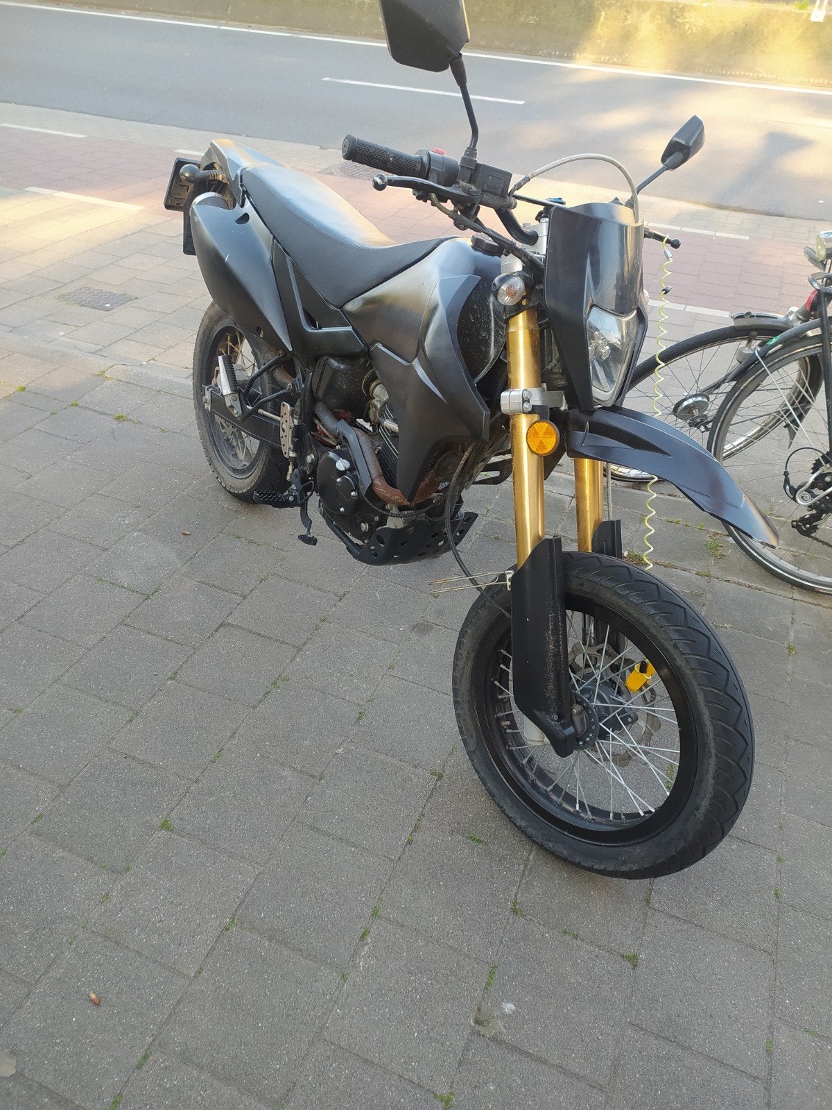Supermoto 125cc, Entreprise, Occasion, Permis Moto A1 minimum, Éclairage LED