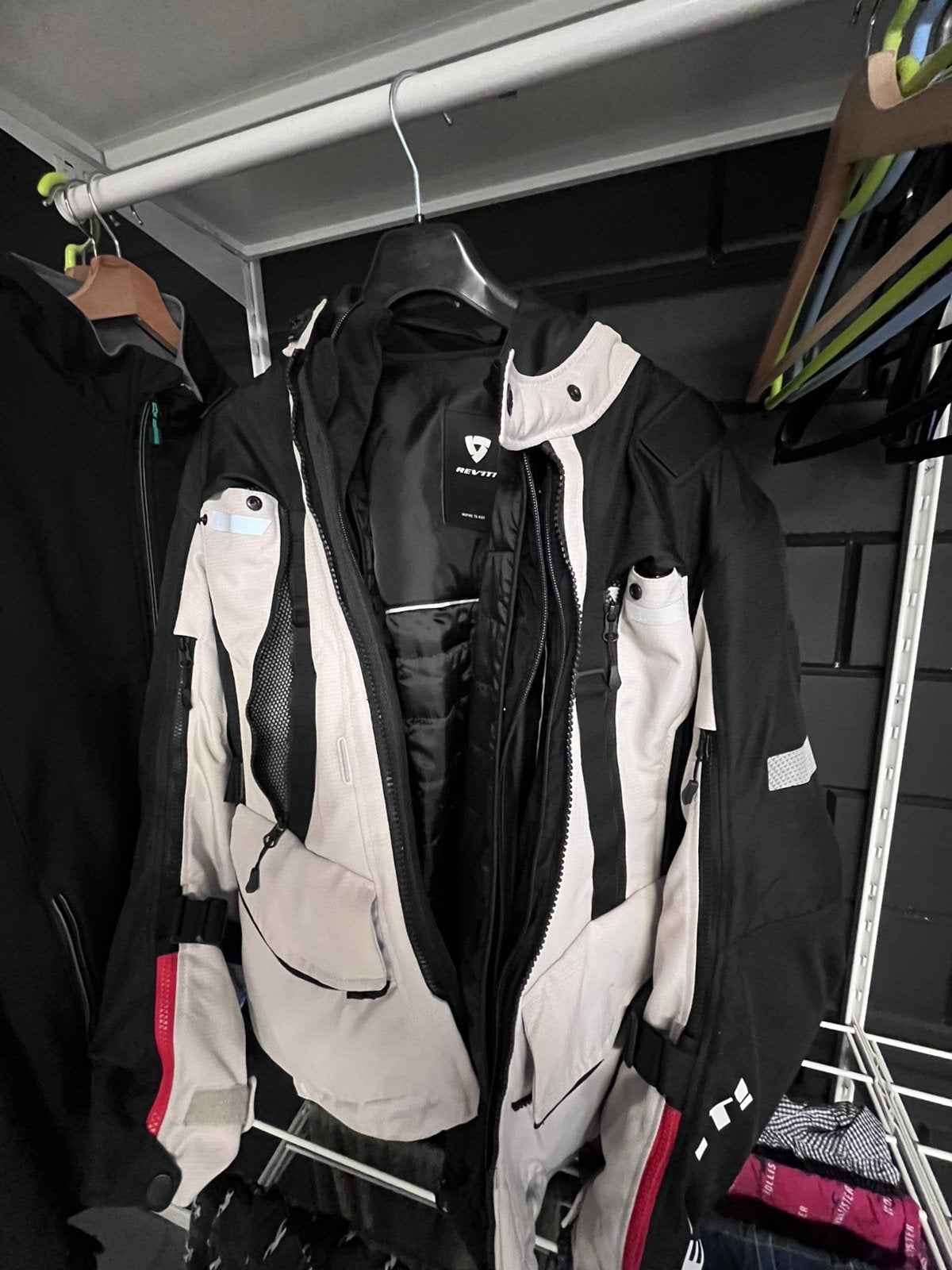 Rev’it jacket sand 4 h2o met rugprotector xl nieuw, Motoren, Kleding | Motorkleding, Ophalen, Nieuw zonder kaartje, Heren, Jas | textiel