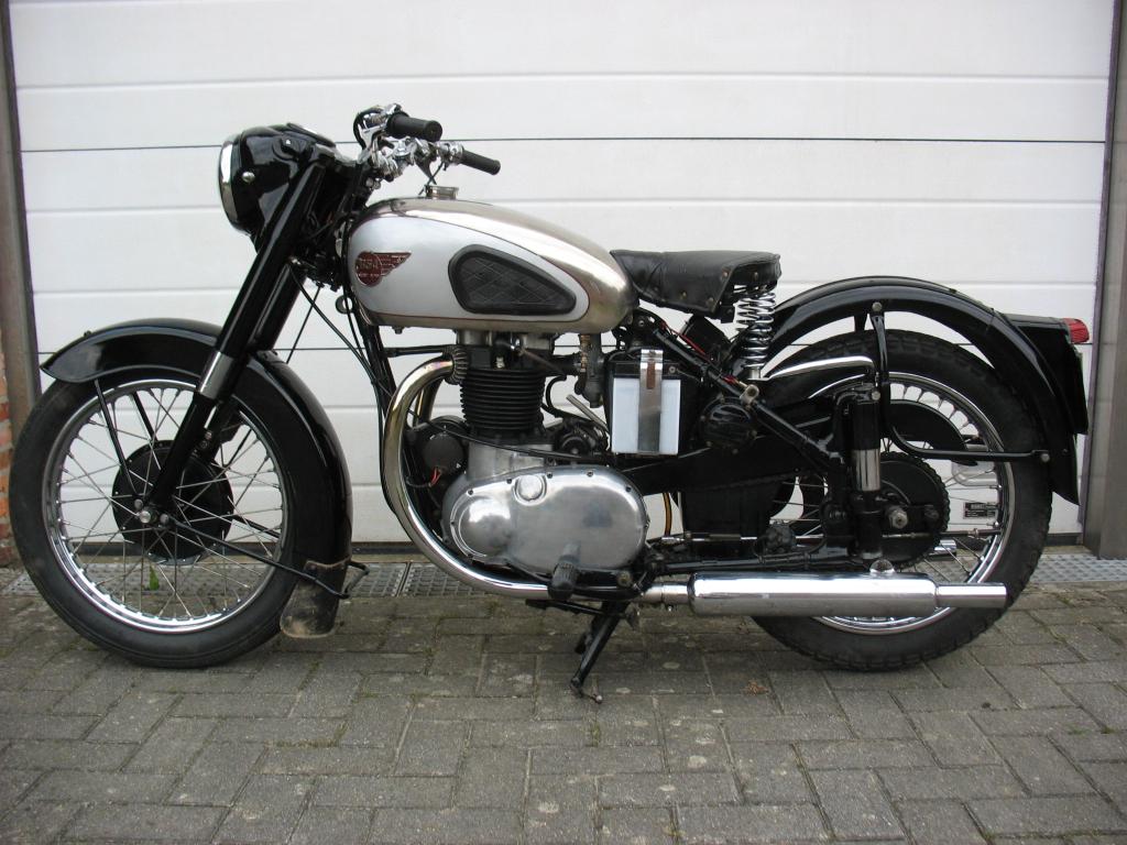 BSA A10 650 Golden Flash Plunger 1953, Motos, 2 cylindres, 650 cm³, Manuelle, Naked bike