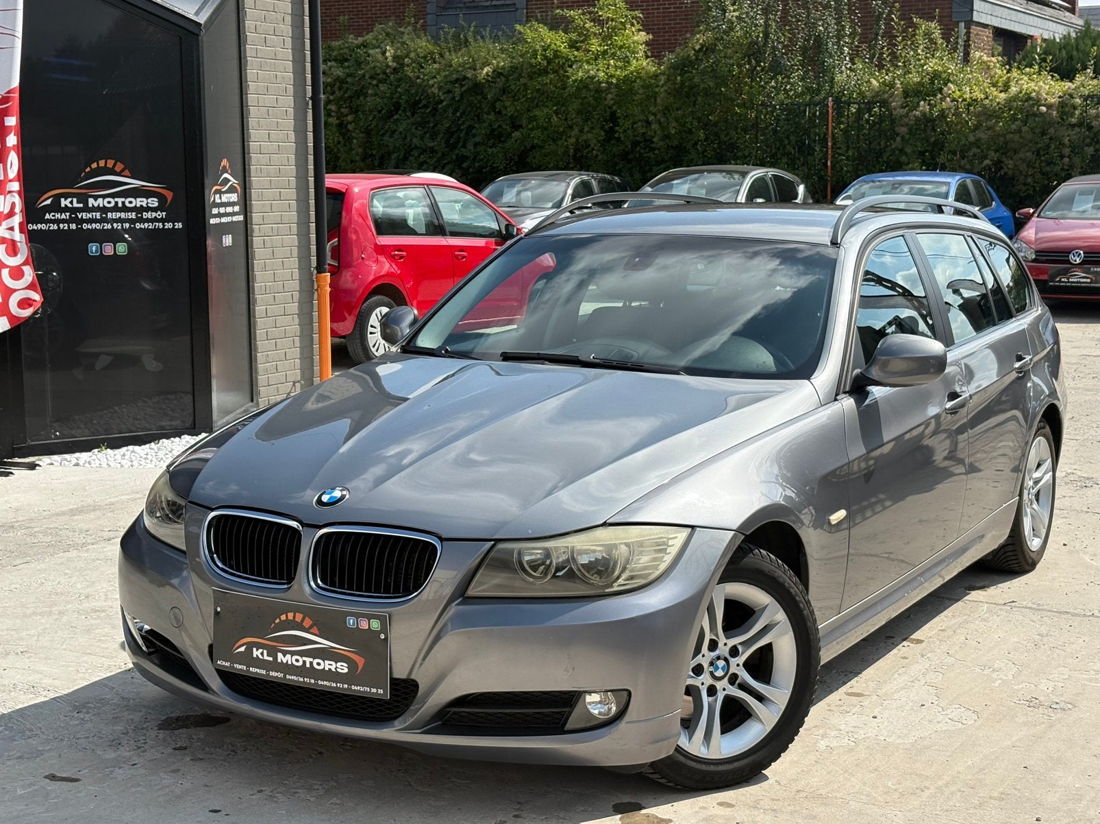BMW 318D TOURING BOÎTE AUTOMATIQUE 2009 171 000KM EURO 5, Achat, Entreprise, Entretenue par le concessionnaire, Noir
