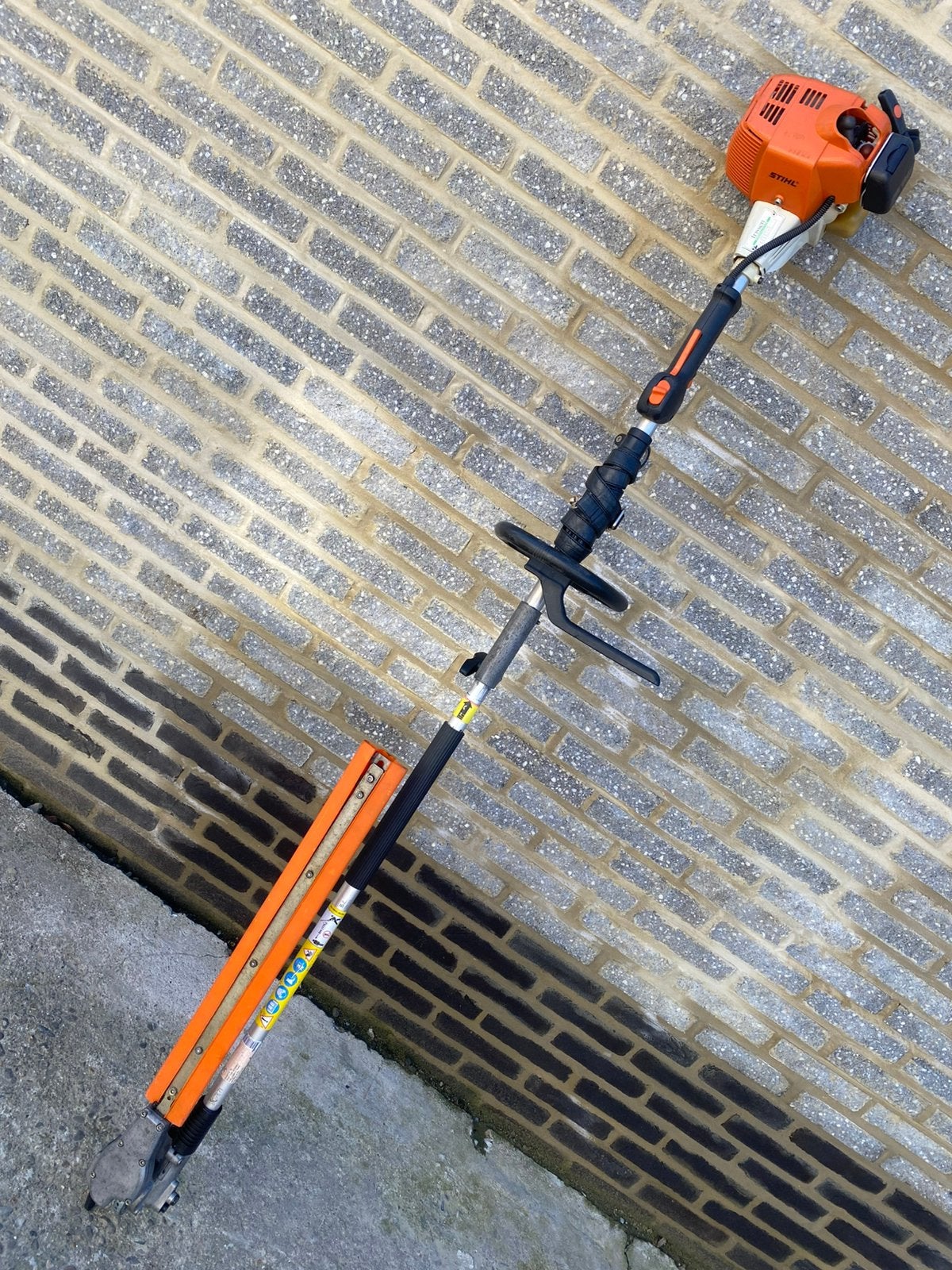 Stihl Km85R, Enlèvement, Utilisé, Essence