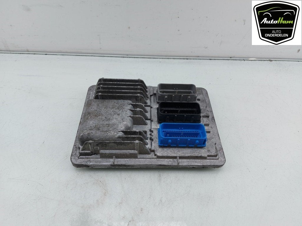 CALCULATEUR MOTEUR ECU Opel Corsa E (01-2014/06-2019), Opel, Utilisé, Lisa.Scalzo@aptiv.com, Aptiv PLC