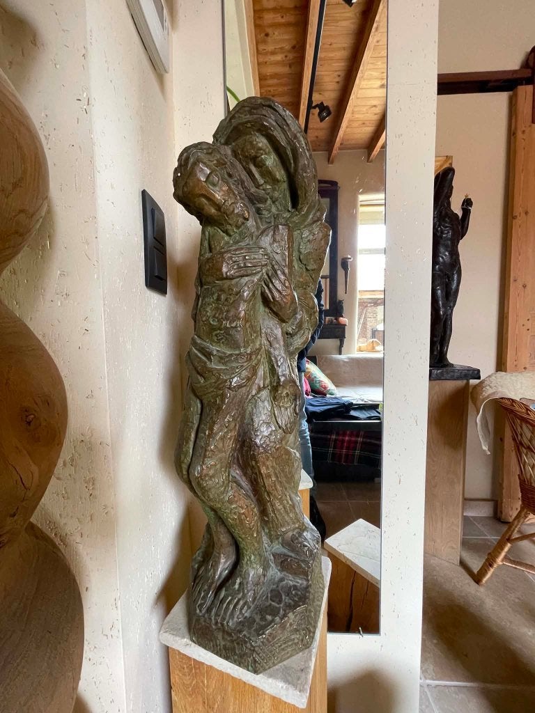 Lode Van Hecke Sculptuur, Ophalen