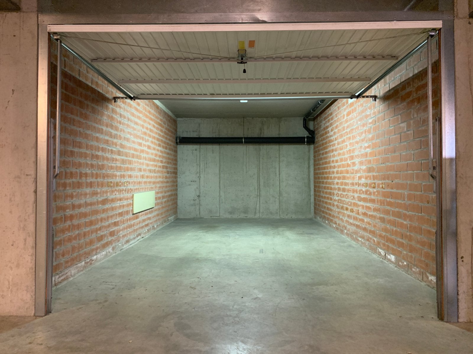 Afgesloten garagebox te huur in Oostduinkerke – 21,56 m², Immo, Provincie West-Vlaanderen