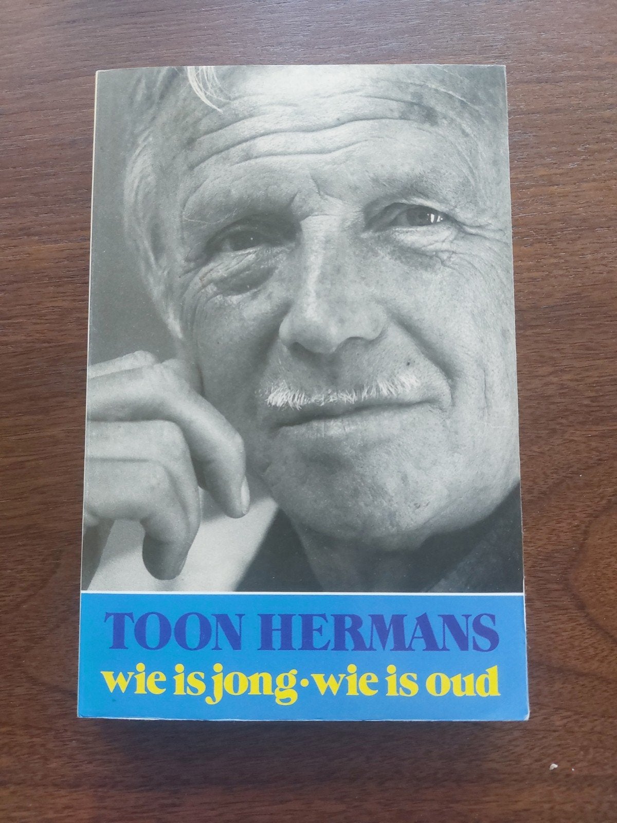 Toon Hermans : Wie is jong. wie is oud, Ophalen of Verzenden