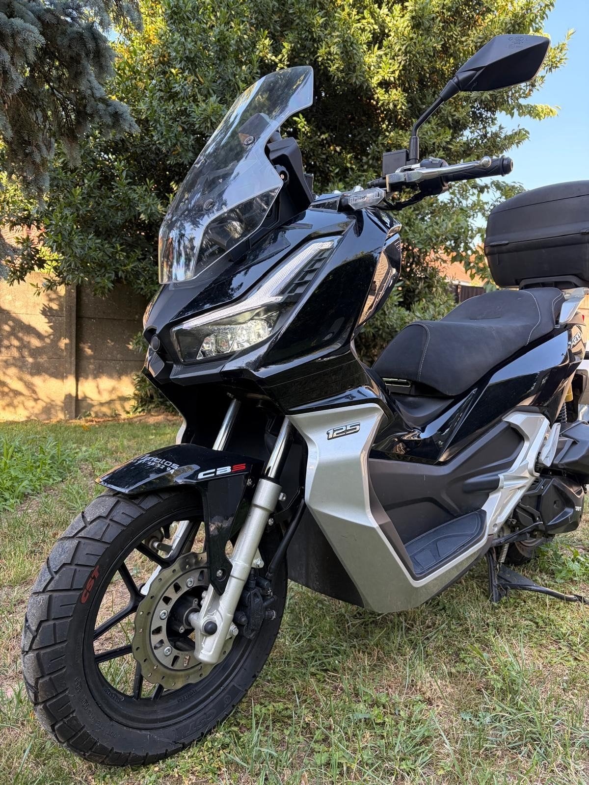 125cc TNT XCO-scooter, Fietsen en Brommers, Ophalen, 125 cc, Zo goed als nieuw, Benzine