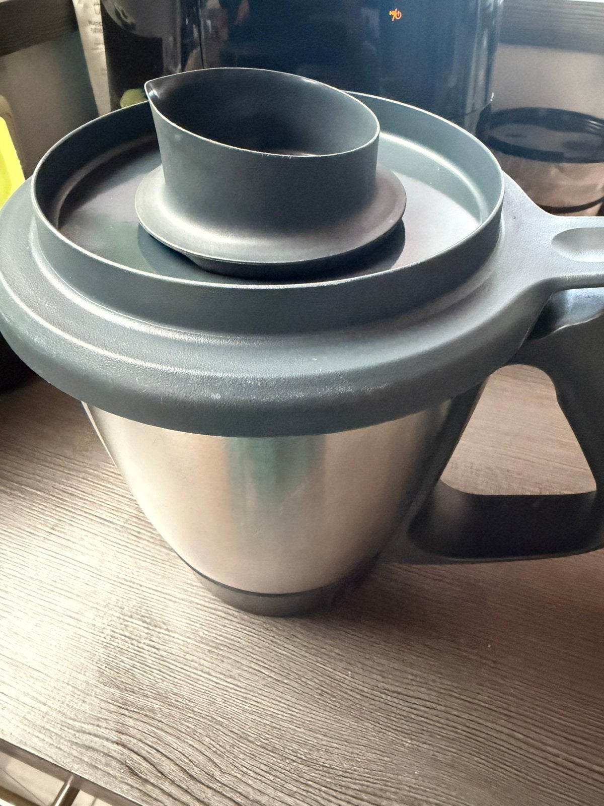 tm6 beker, 1 à 2 litres, Enlèvement ou Envoi, Comme neuf, Résiste au lave-vaisselle