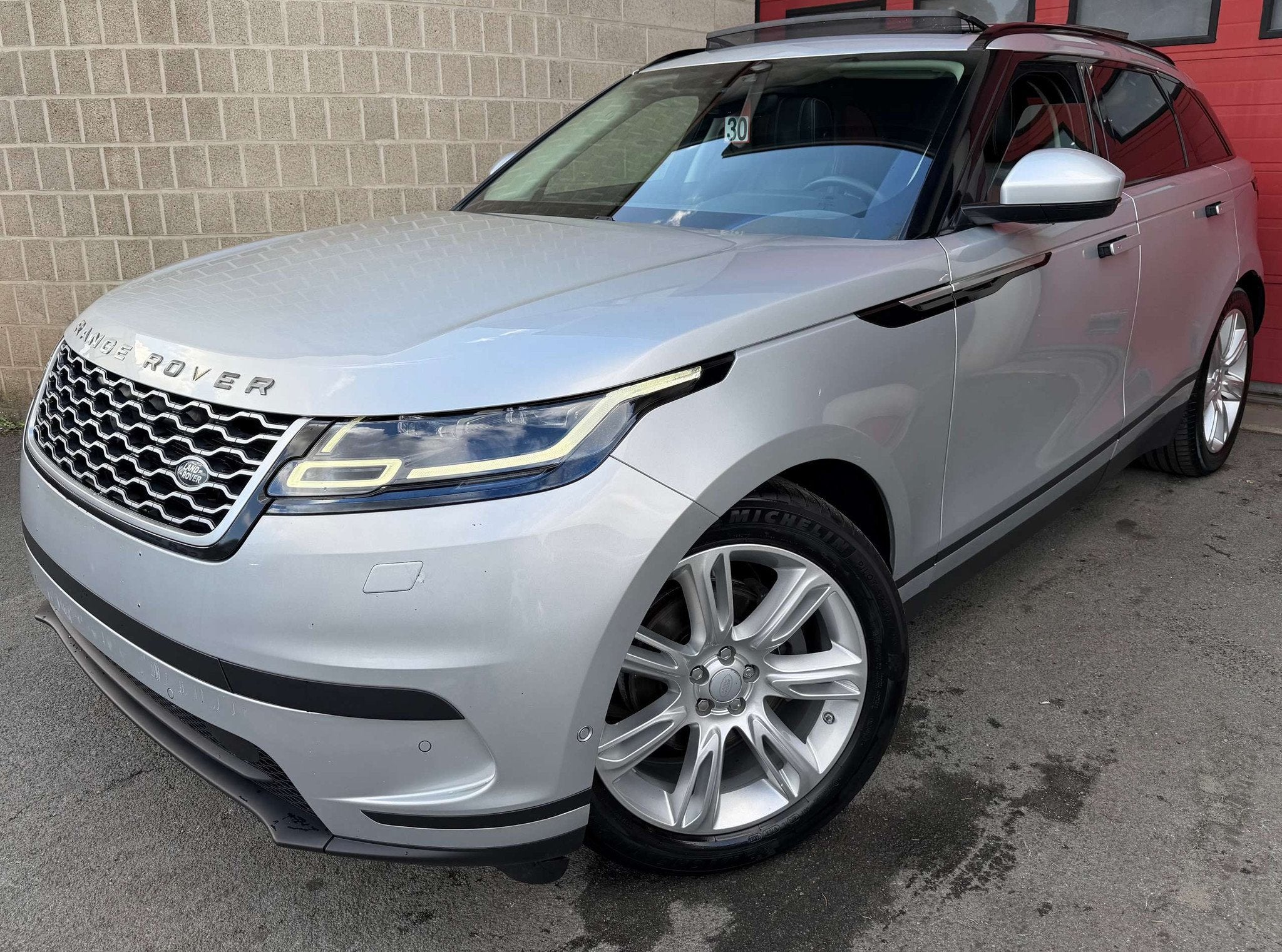 Land Rover Range Rover Velar 2.0 TD4 HSE + CAMÉRA + NAVI +, Cuir, Argent ou Gris, Achat, Euro 6