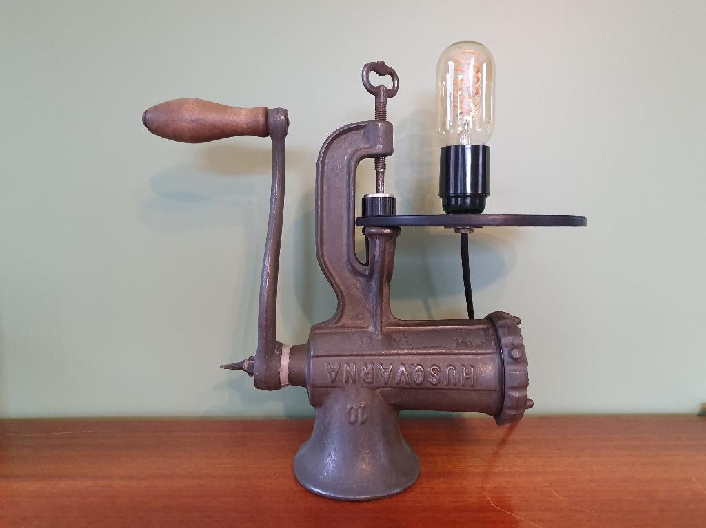 Lamp gemaakt van vintage vleesmolen, Verzamelen, Retro, Ophalen