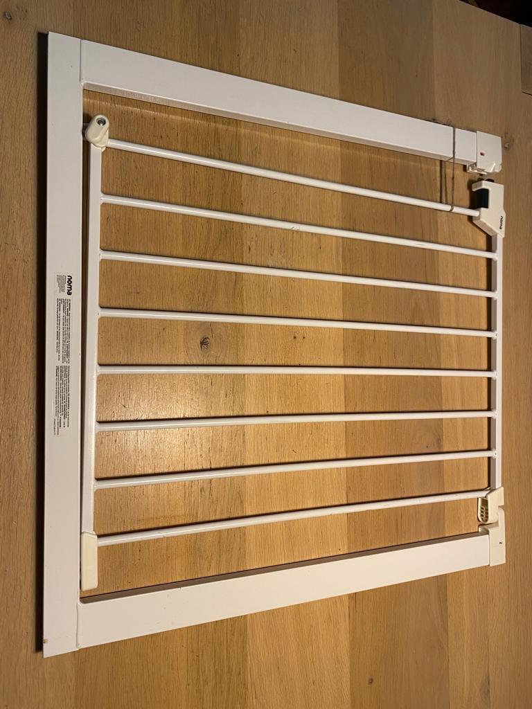 Stair gate for dogs, Pets, Ophalen, Gebruikt