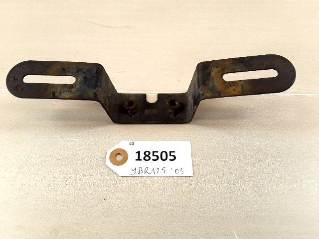 YBR125 2005 - 2006 Yamaha Nummerplaathouder D1-35269, Motos