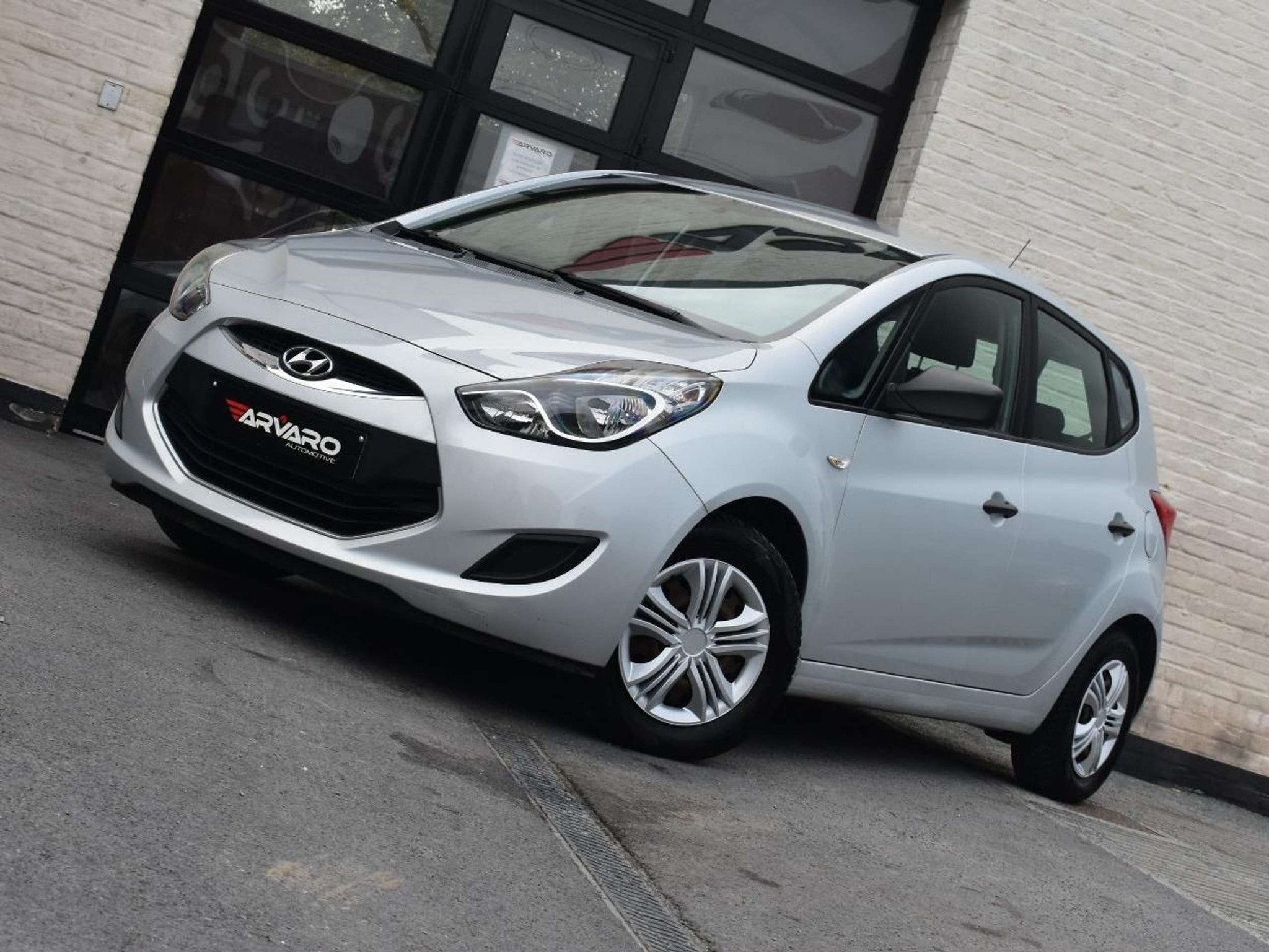 Hyundai ix20 1.4i Comfort ISG Stop / Airco / 1e Eig / 74Dkm, Autos, Achat, Entreprise, Boîte manuelle, Noir