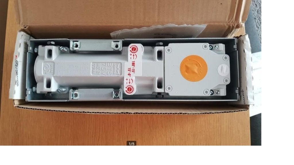 DORMAKABA BTS 75V vloerveer nieuw met afdekplaat, Ophalen, Nieuw, Inox, Scharnier