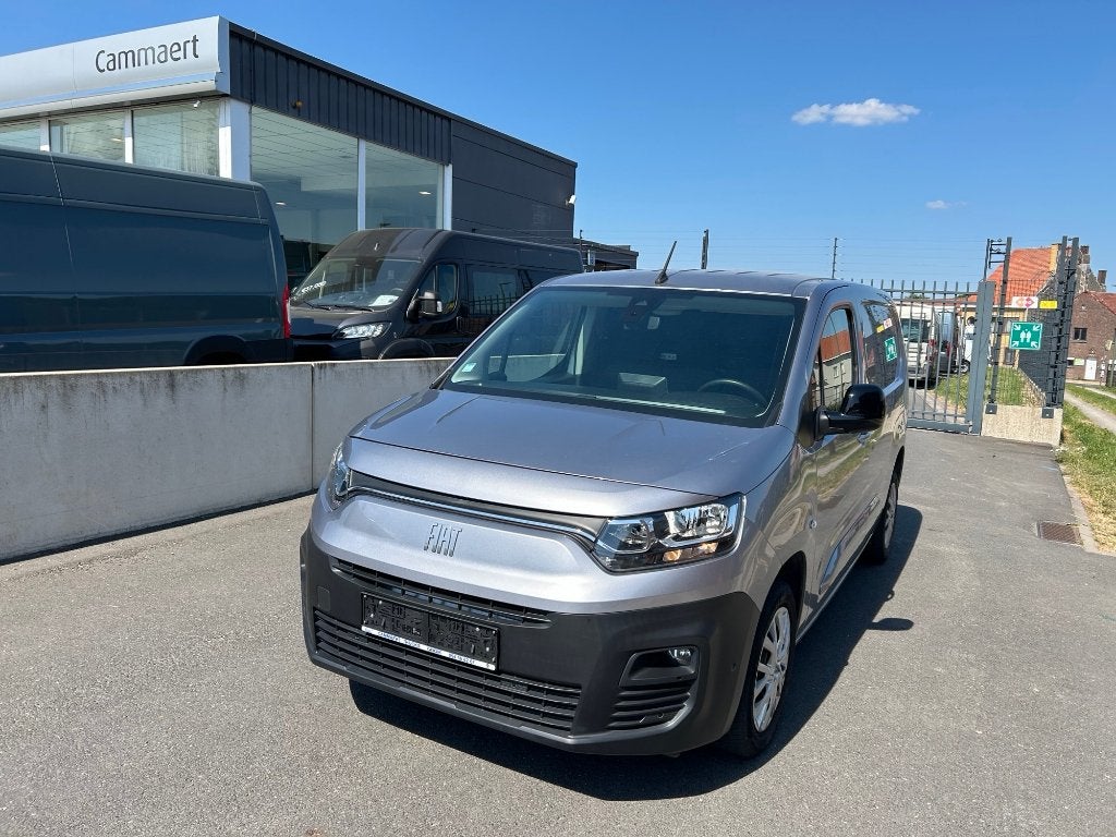 Fiat Doblo XL 1.5 D 100Pk 3 zitplaatsen slechts 29000km !!, Auto's, Bestelwagens en Lichte vracht, Bedrijf, Te koop, ABS, Achteruitrijcamera