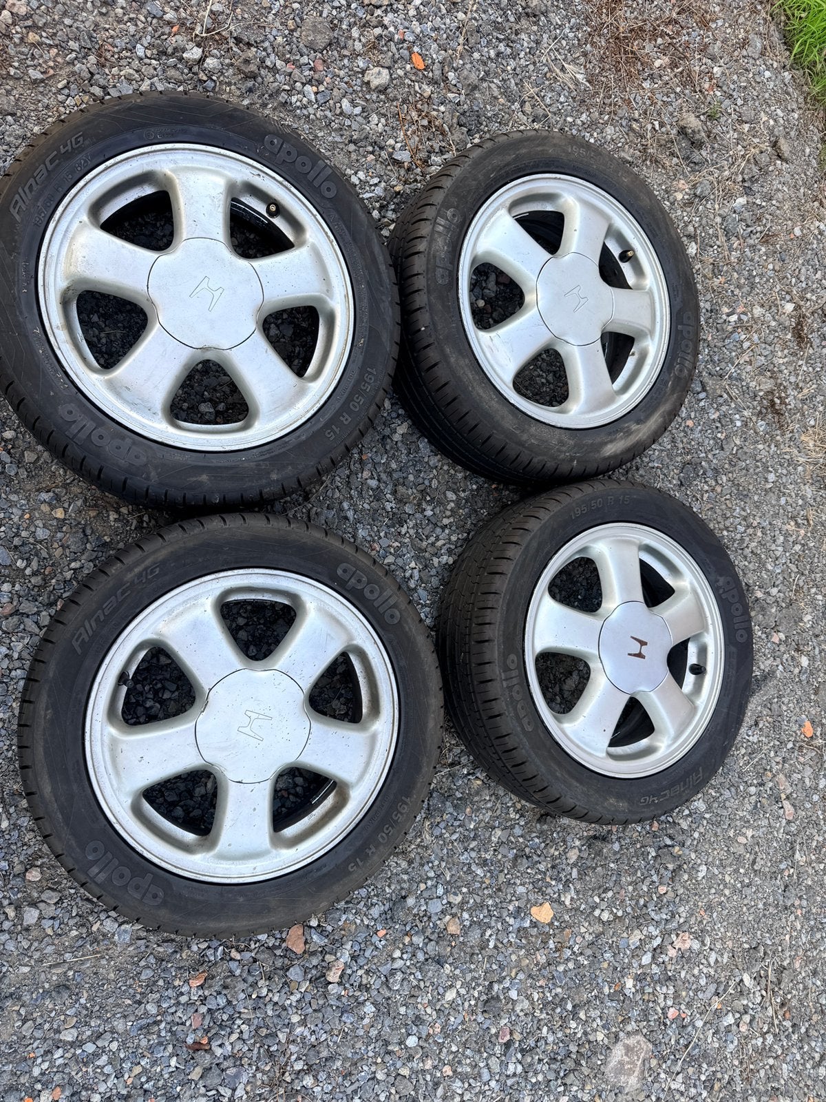 Jantes Honda Eg6/Eg9 en tres bon etat, Autos : Divers, Enjoliveurs, Enlèvement, Comme neuf