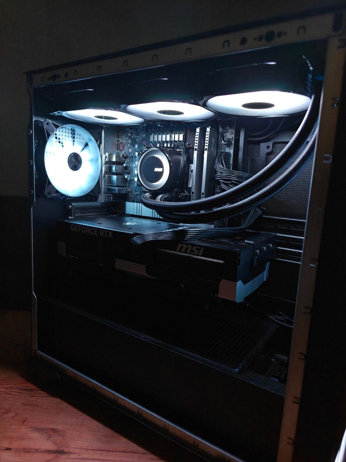 Gaming / Workstation PC - RTX5090 - Ultra 9 285K - 64DDR5, Ophalen