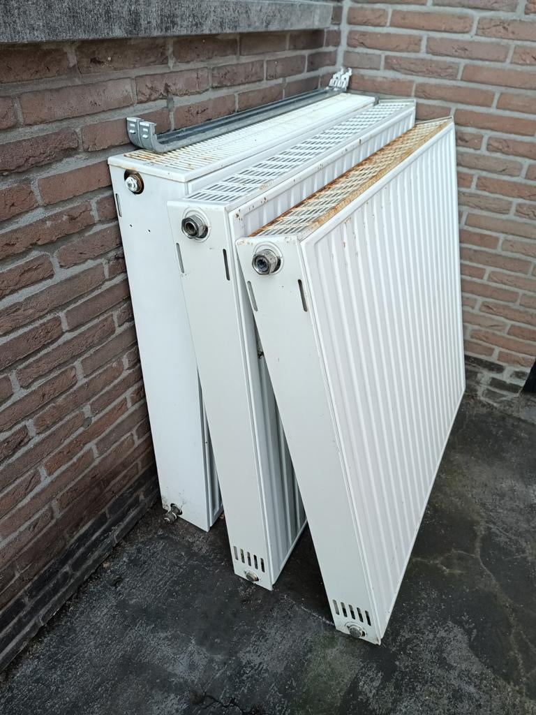 3 radiatoren, Ophalen