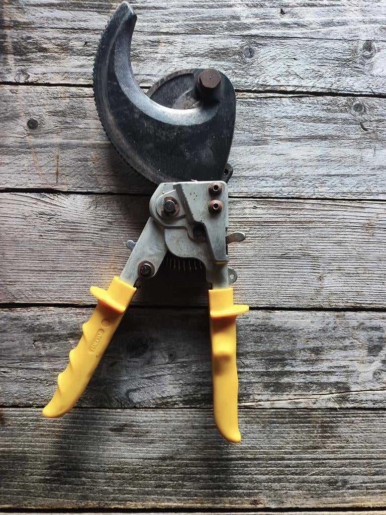 Professionele kabelknipper BAUDAIT SM 45 – voor dikke kabels, Doe-het-zelf en Bouw, Gereedschap | Handgereedschap, Gebruikt, Ophalen of Verzenden