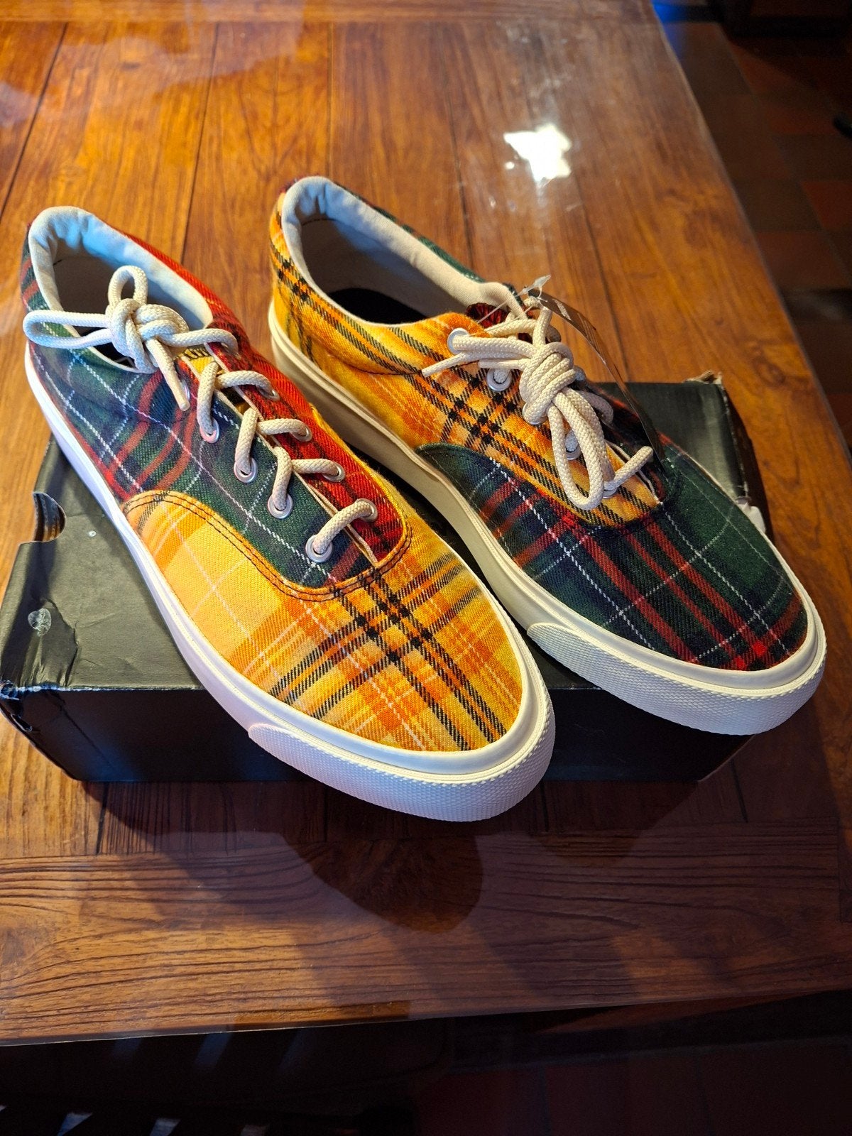 sneakers converse (43) twisted plaid totalement neuves vans, Enlèvement ou Envoi