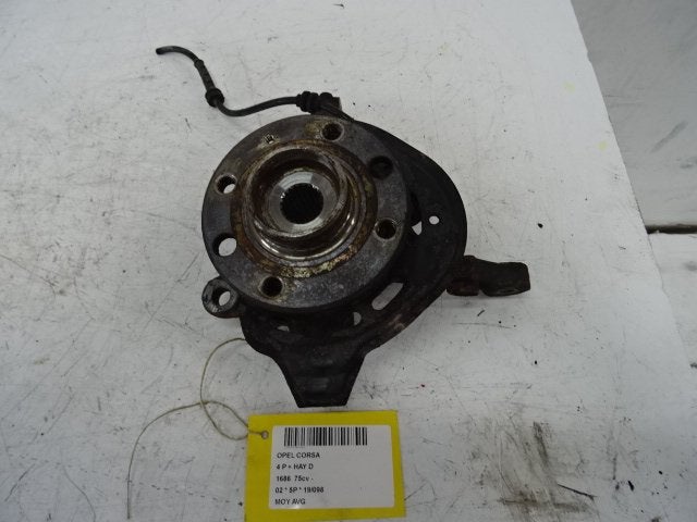 MOYEU DE ROUE AVANT GAUCHE Opel Corsa C (F08 / 68), Autos : Pièces & Accessoires, Utilisé, Opel