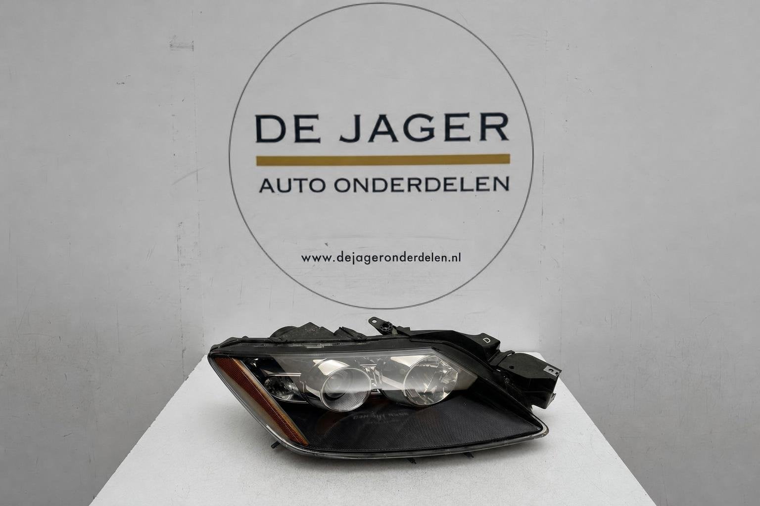 Mazda CX-7 ER xenon koplamp rechts 123456789, Auto-onderdelen, Gebruikt, Shinchi, Fuchu-Cho 3-1
730-8670  Hiroshima, Mazda Motor Corporation