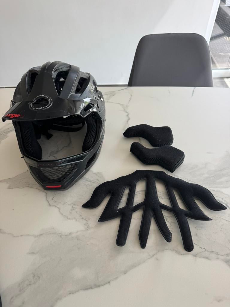 Casque enduro, Ophalen