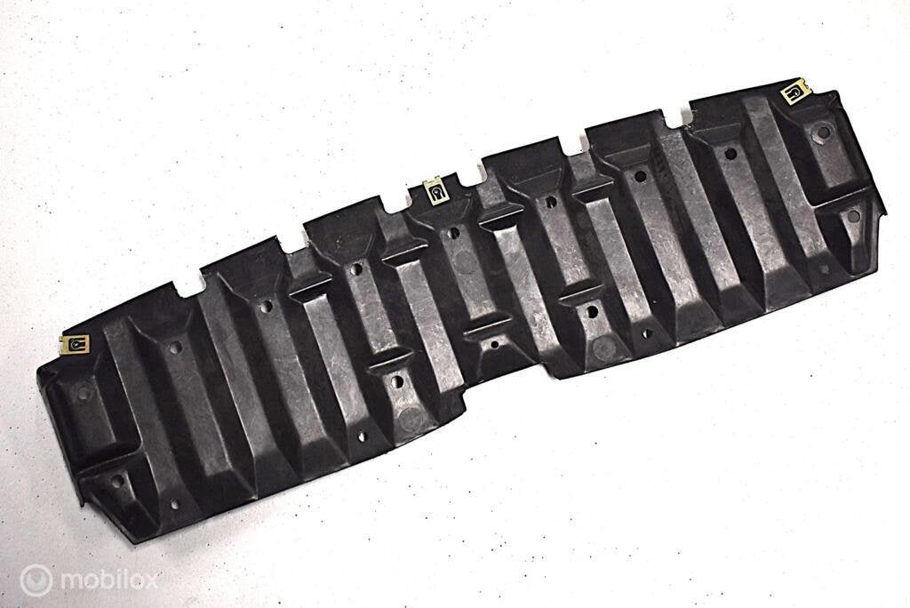 NOS: Afdekking carosserie radiateur motor Opel Rekord E, Opel, Nieuw, Ophalen of Verzenden, Opel