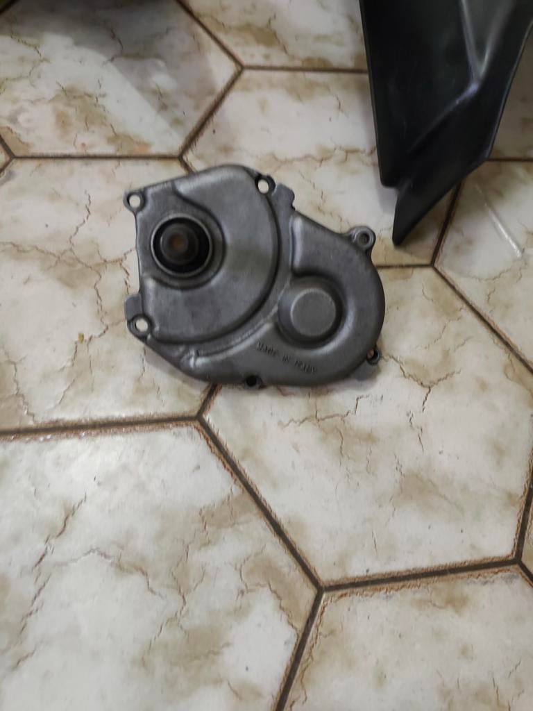 Vertanding deksel minarelli plus as voor de koppeling, Fietsen en Brommers, Ophalen of Verzenden, Blok