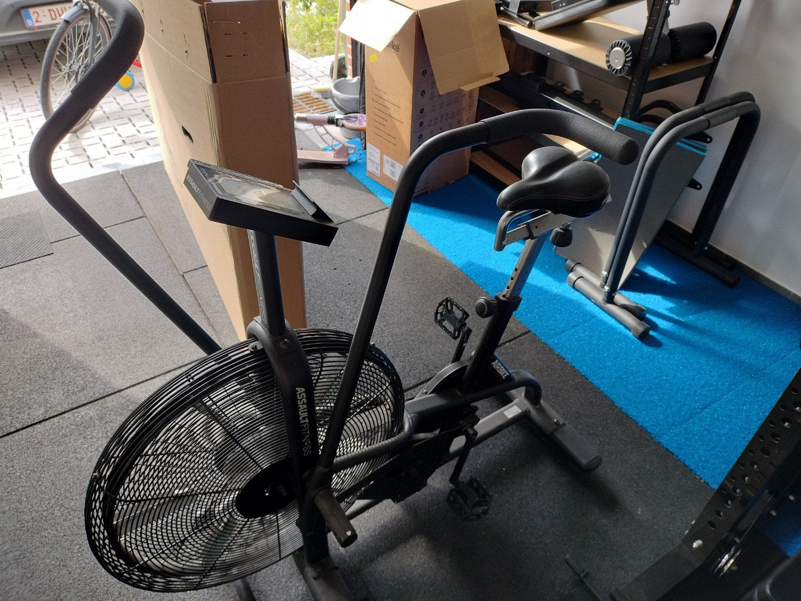 Assault Airbike, Sport en Fitness, Ophalen, Gebruikt, Metaal, Airbike