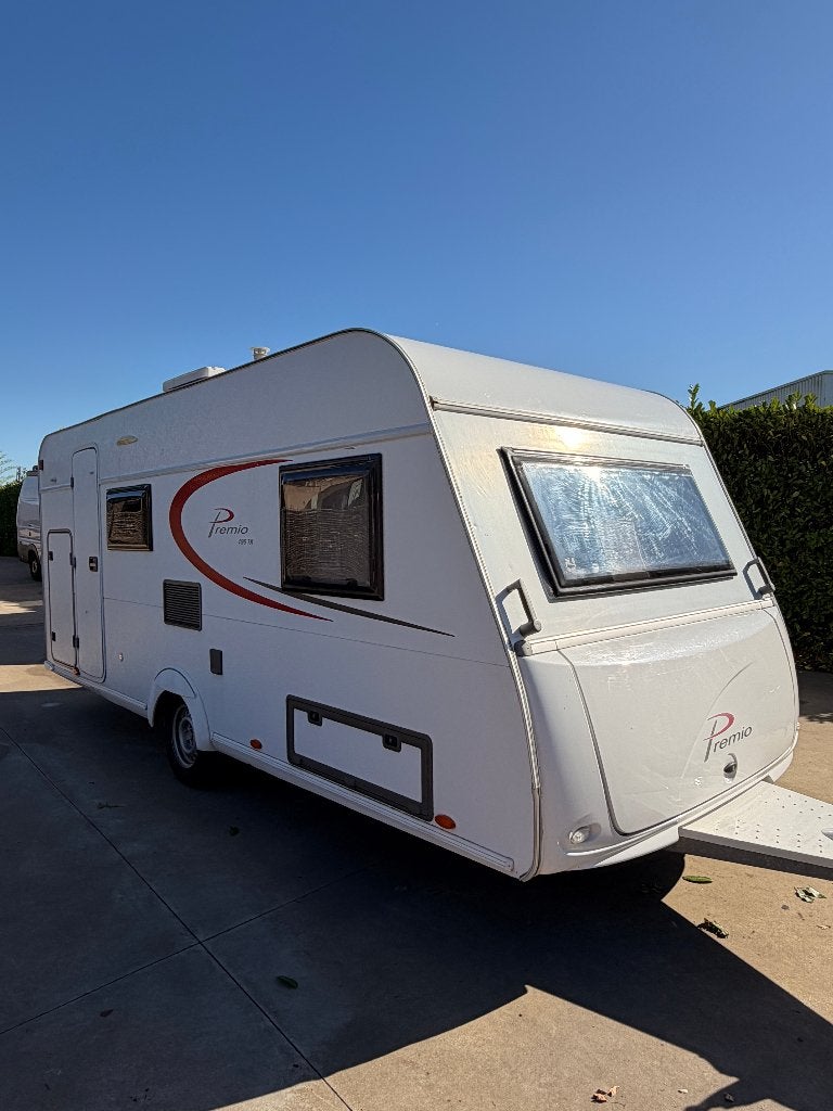 burstner premio 495 TK stapelbed /vastbed, Caravans en Kamperen, Koelkast, Bedrijf, Treinzit, Bürstner