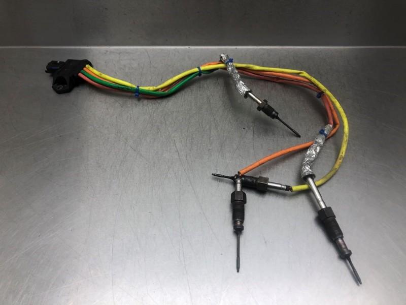 CAPTEUR FILTRE A SUIE Nissan NV 250 (WF) (|226586560R|), Utilisé, Nissan