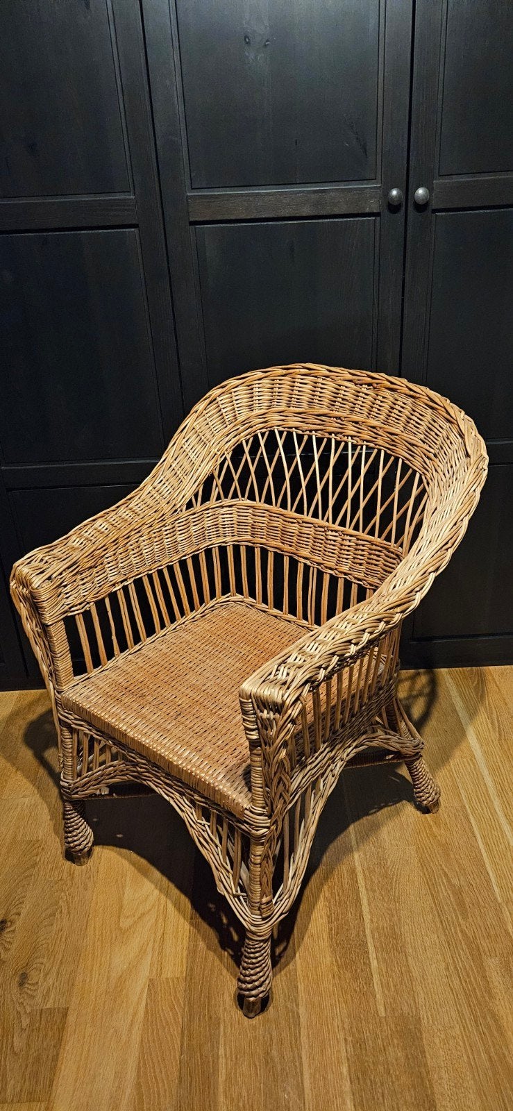 Mooie, grote en stevige rotan stoel, als nieuw, Ophalen