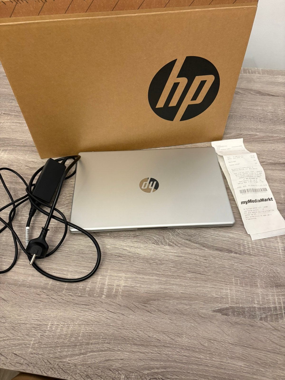 HP 14inch,9 maanden oud, maar niet veel gebruikt., Enlèvement ou Envoi, Comme neuf