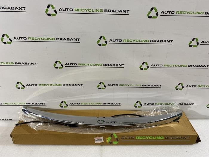 Bande décorative d'un Suzuki Baleno, Autos : Pièces & Accessoires, -, 3 mois de garantie, Utilisé, -