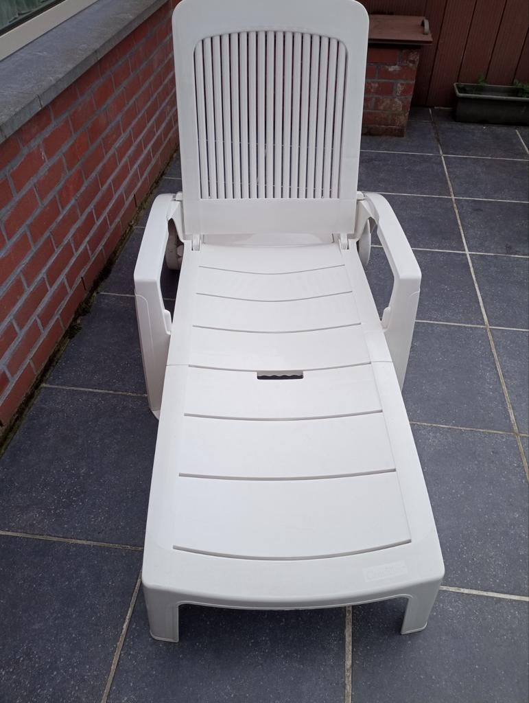 Ligstoel met wielen, opklapbaar, Tuin en Terras, Ophalen, Gebruikt, Kunststof, Verstelbaar