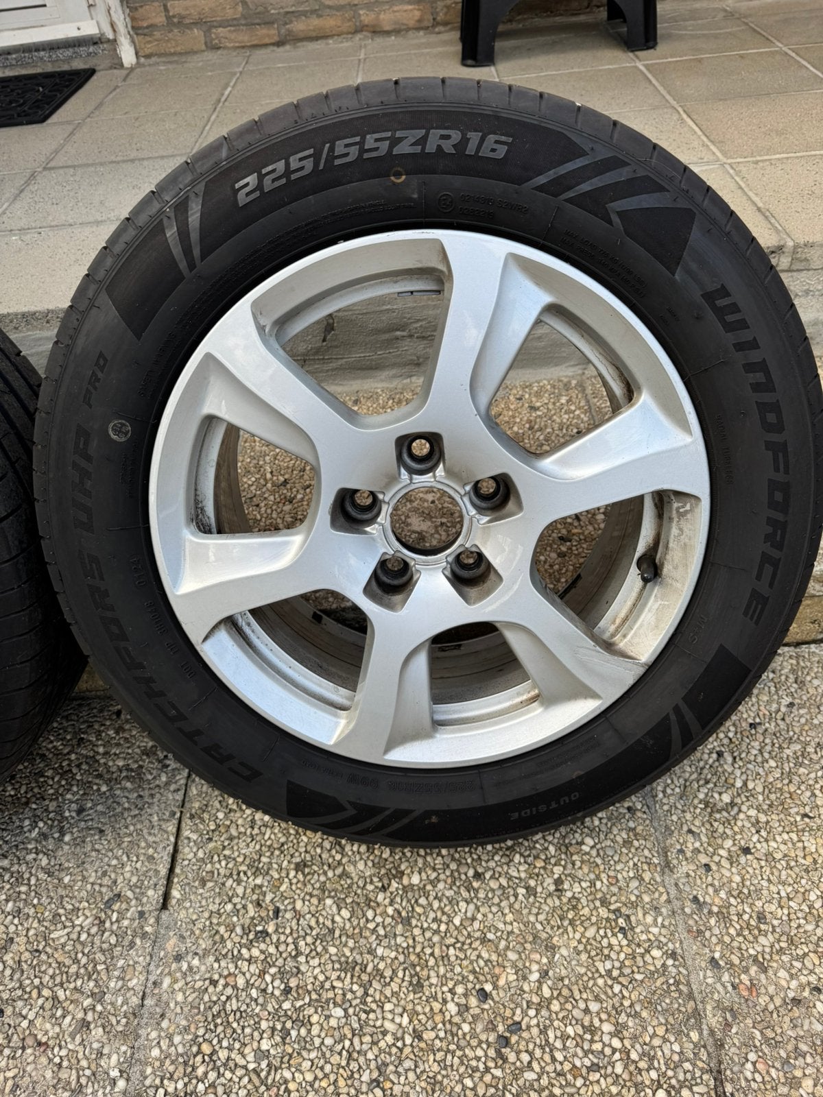 225/55/16Audı banden en velgen, Auto-onderdelen, Ophalen, Band(en)