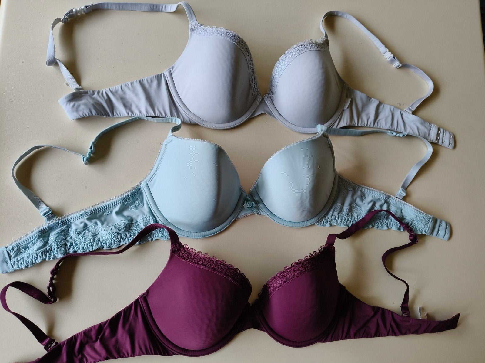 3 bh's Esprit 75B, Kleding | Dames, Ondergoed en Lingerie, Esprit, Ophalen of Verzenden, BH