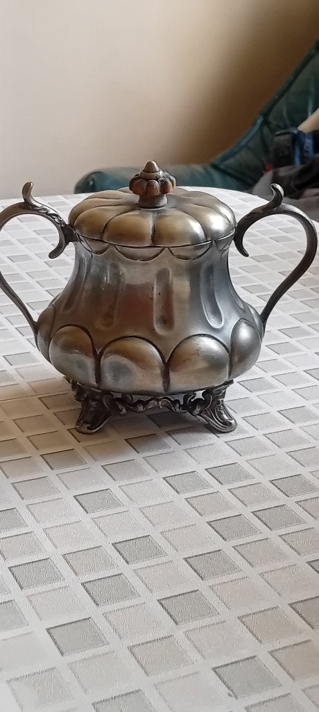 Deux pots en étain, Antiquités & Art, Enlèvement