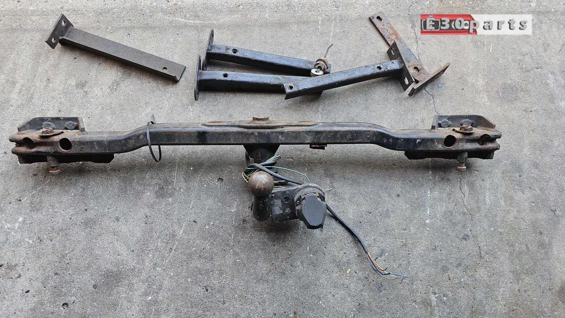 Trekhaak 3 serie E30 type II 71601134396 1134396, Auto-onderdelen, -, -, -