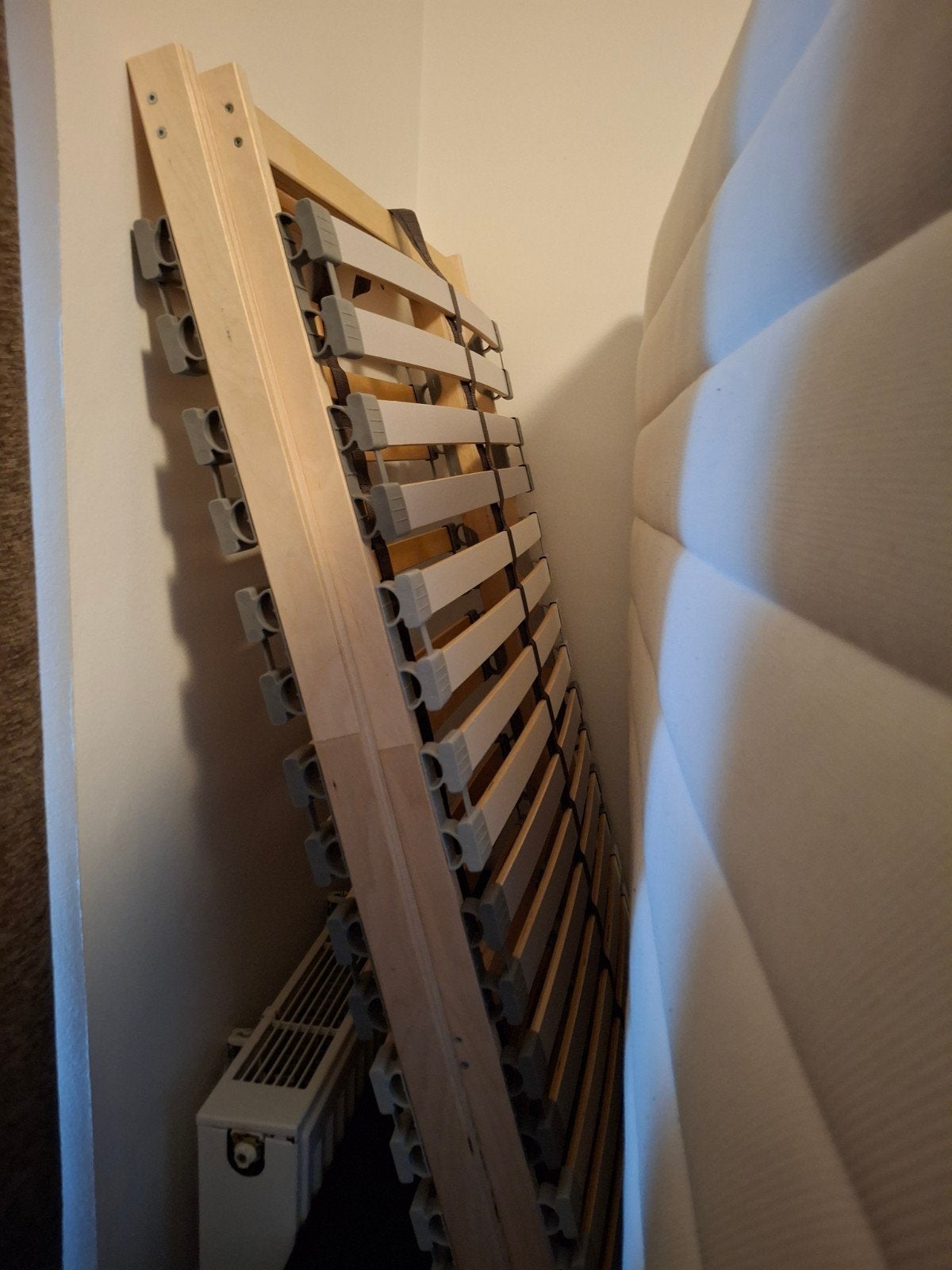 bed te koop, slechts 1,5 jaar oud en, Ophalen