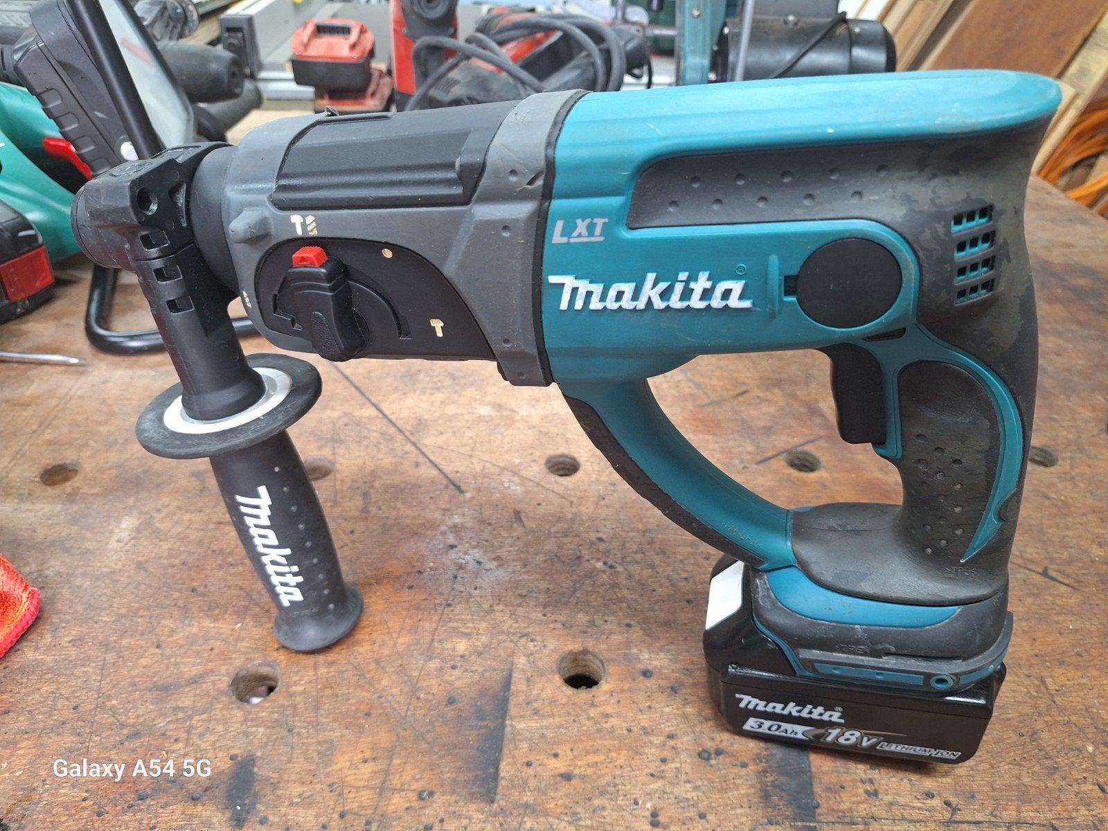 perforateur perceuse  MAKITA  DHR 202, Enlèvement, Perceuse