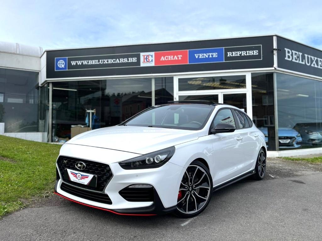 HYUNDAI I30 N Performance Pack *TOIT OUVRANT*ALCANTARA*CAM*, Auto's, Voorwielaandrijving, 4 cilinders, Alcantara, Wit